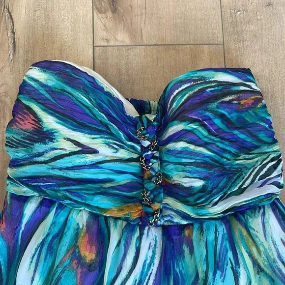 2B Bebe Strapless Sweetheart Peacock Hi-Lo Dress Sz S - Picture 2 of 10